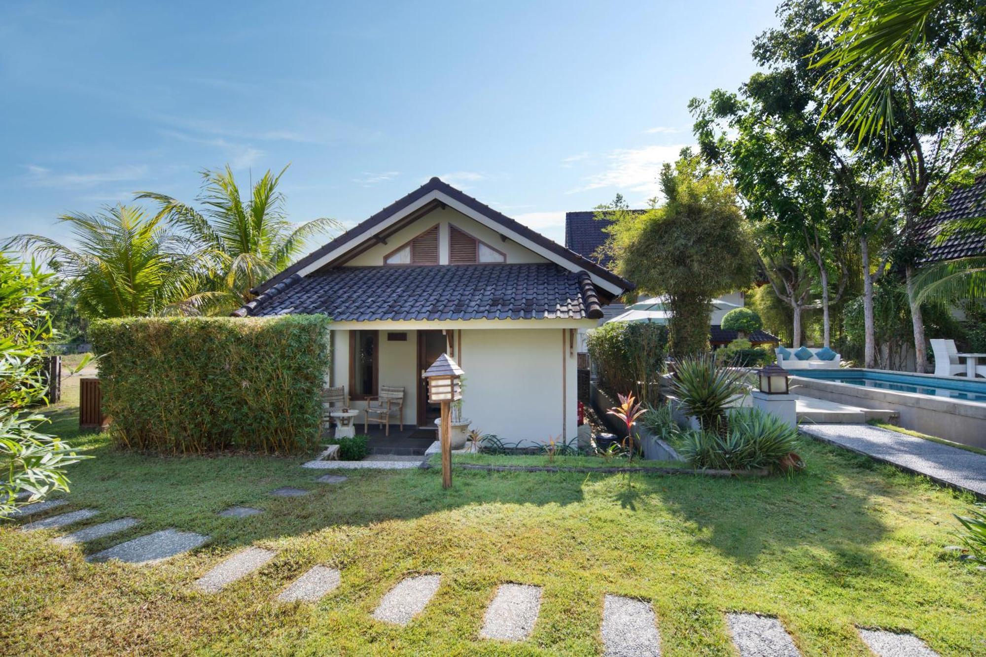 Sempiak Seaside Resort Selong Blanak Quarto foto